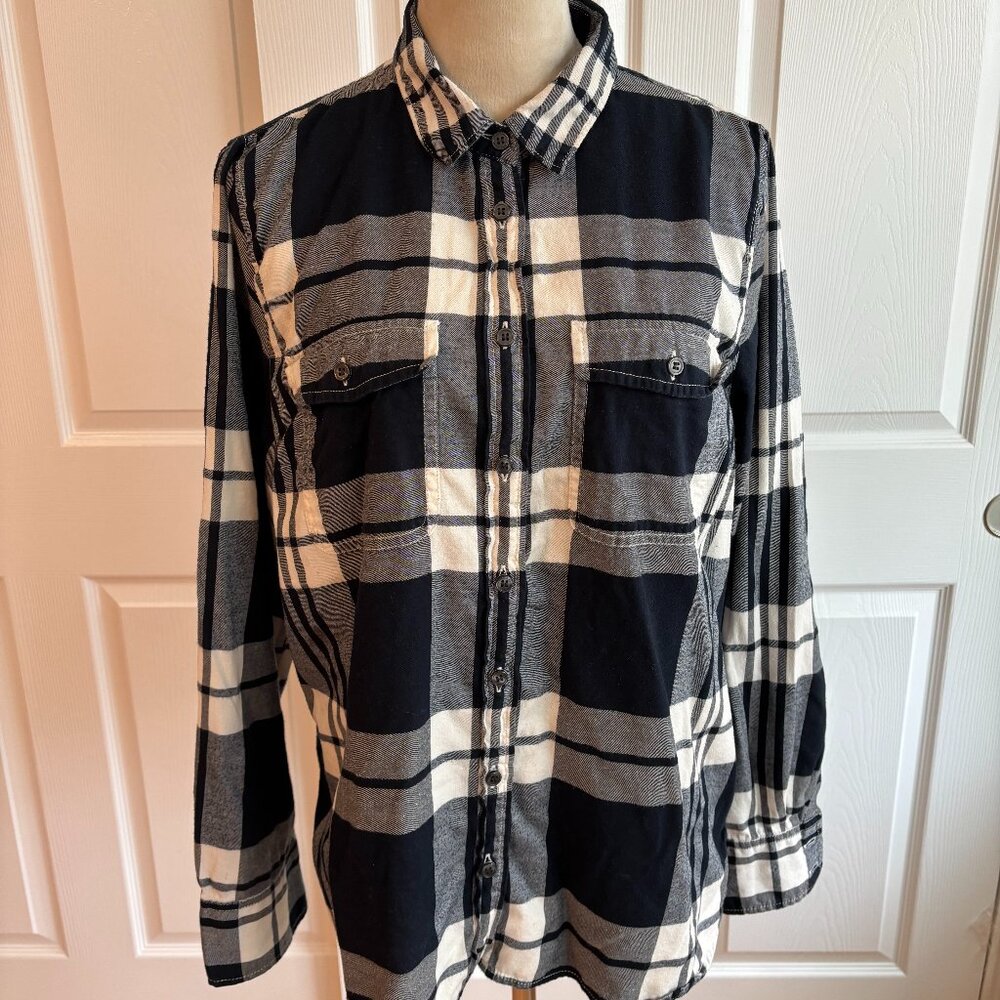 J.Crew  Women's Long Sleeve Button-Down Shirt-Size-XL